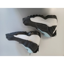 SALOMON 
Chaussures ski de fond Femme
pointure 38