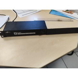 RC0083 / Matuo 8 port vidéo audio splitter